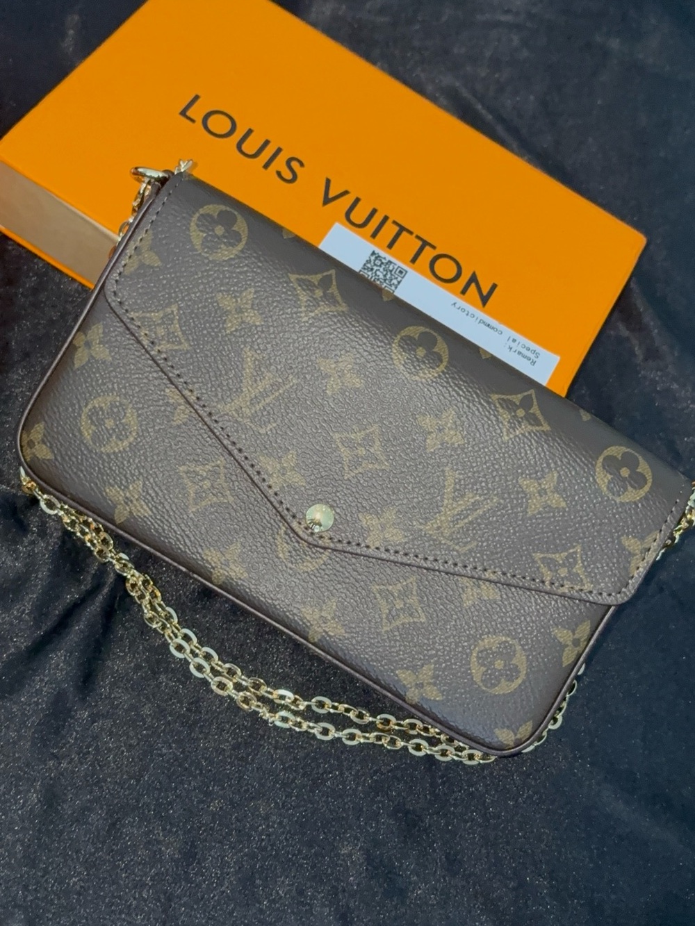 2 Piece Louis Vuitton Pochette Félicie Crossbody Purse & Wallet. Dust Bag & Box